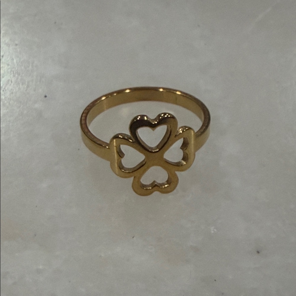 Artisan 18k Gold Stainless Steel Heart Clover Ring